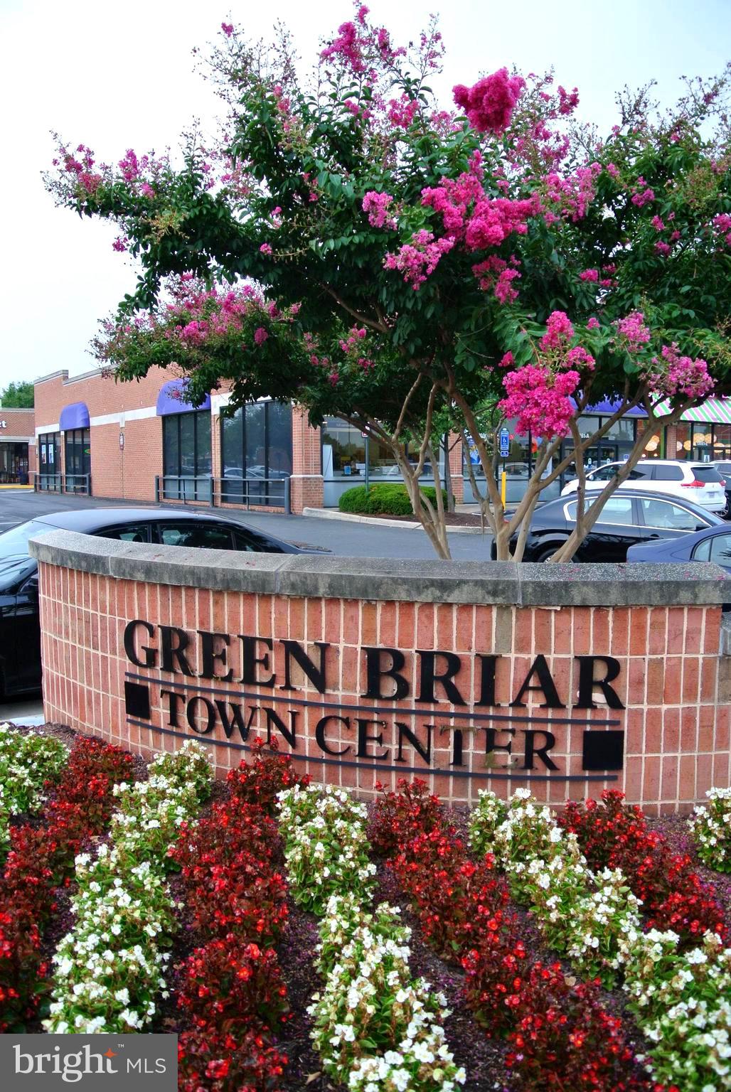 HIGHLAND OAKS - Residential