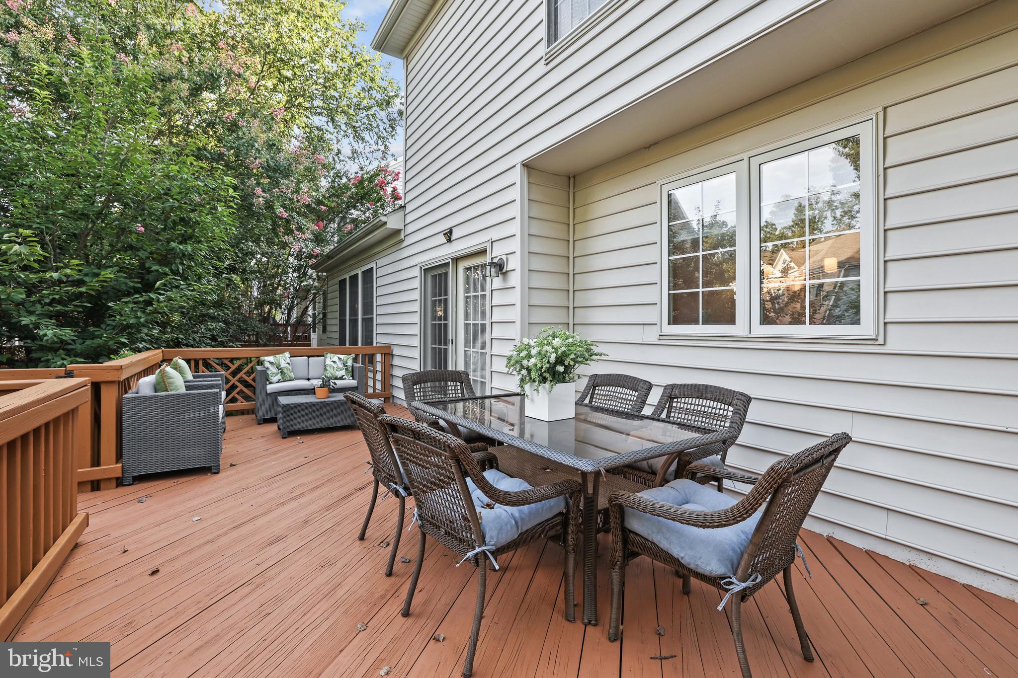 HIGHLAND OAKS - Residential