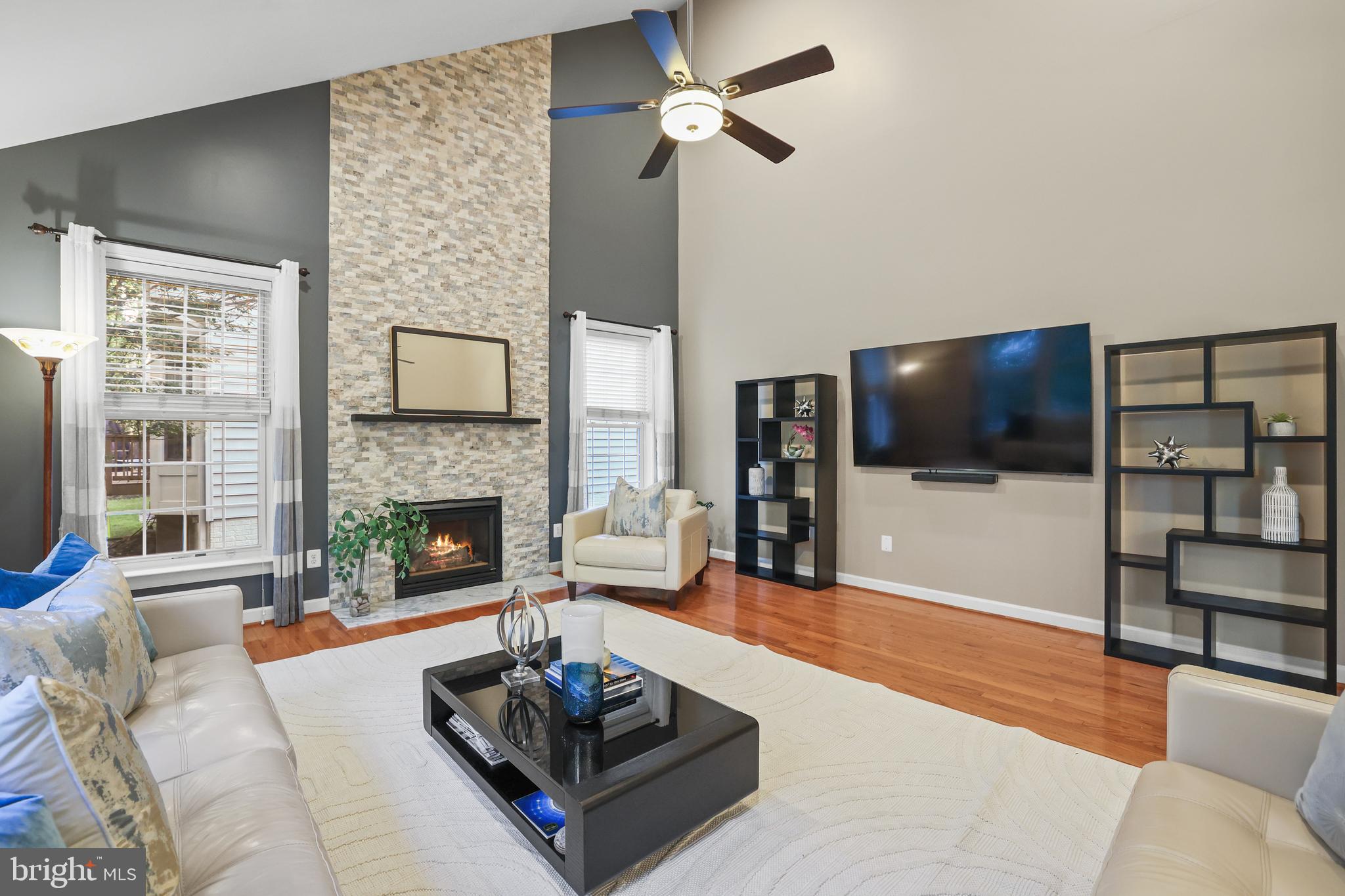 HIGHLAND OAKS - Residential