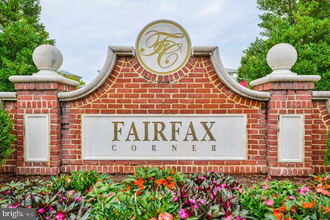 HIGHLAND OAKS - Residential