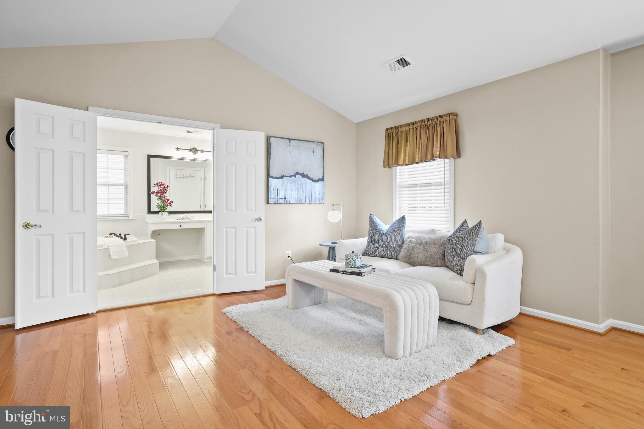 HIGHLAND OAKS - Residential