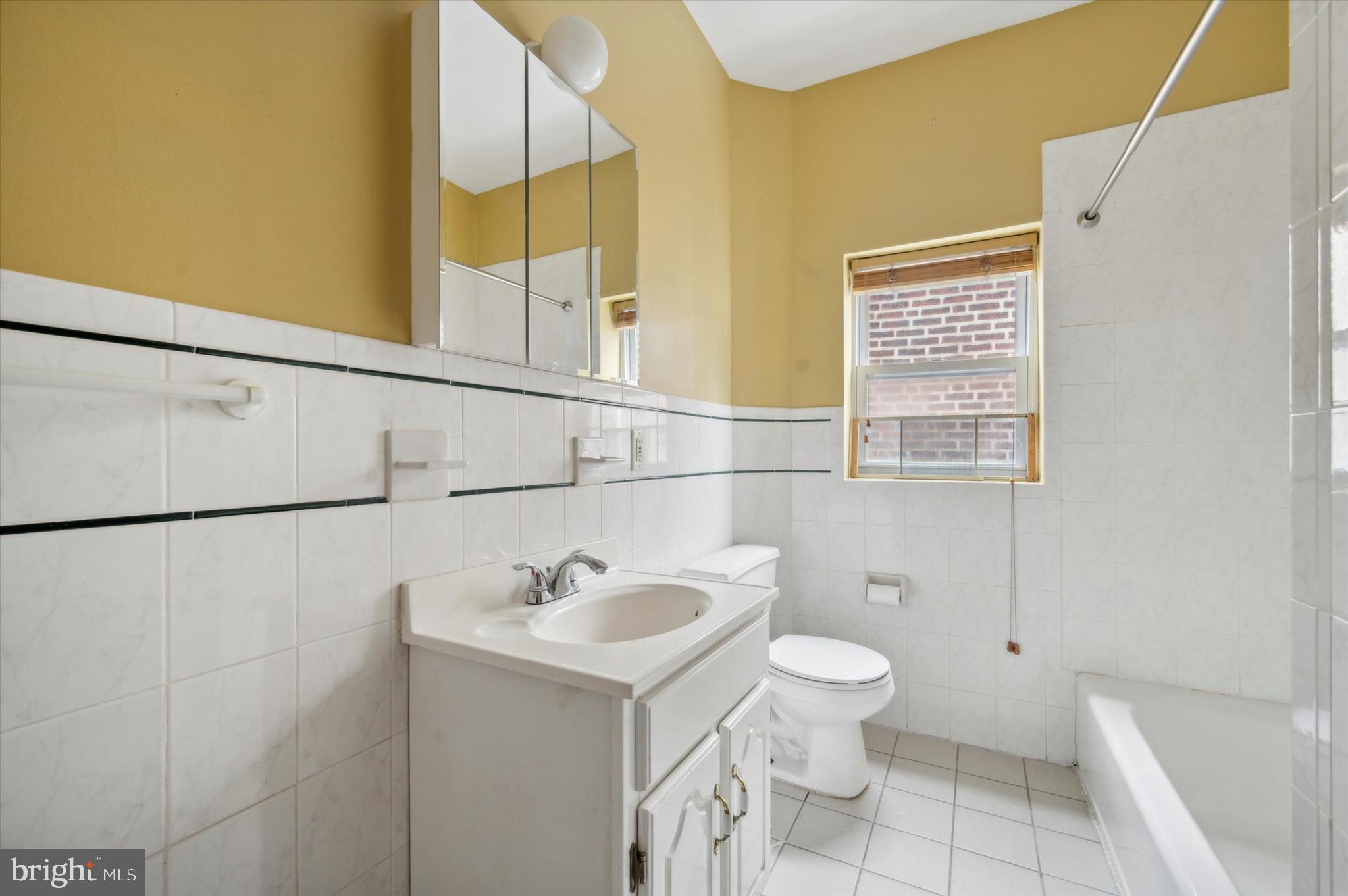 RITTENHOUSE SQUARE - Residential Lease