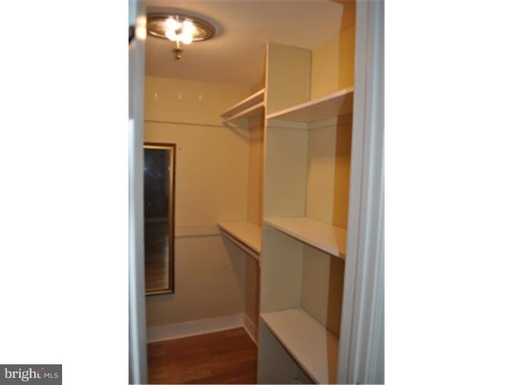 GRADUATE HOSPITAL - Residential Lease
