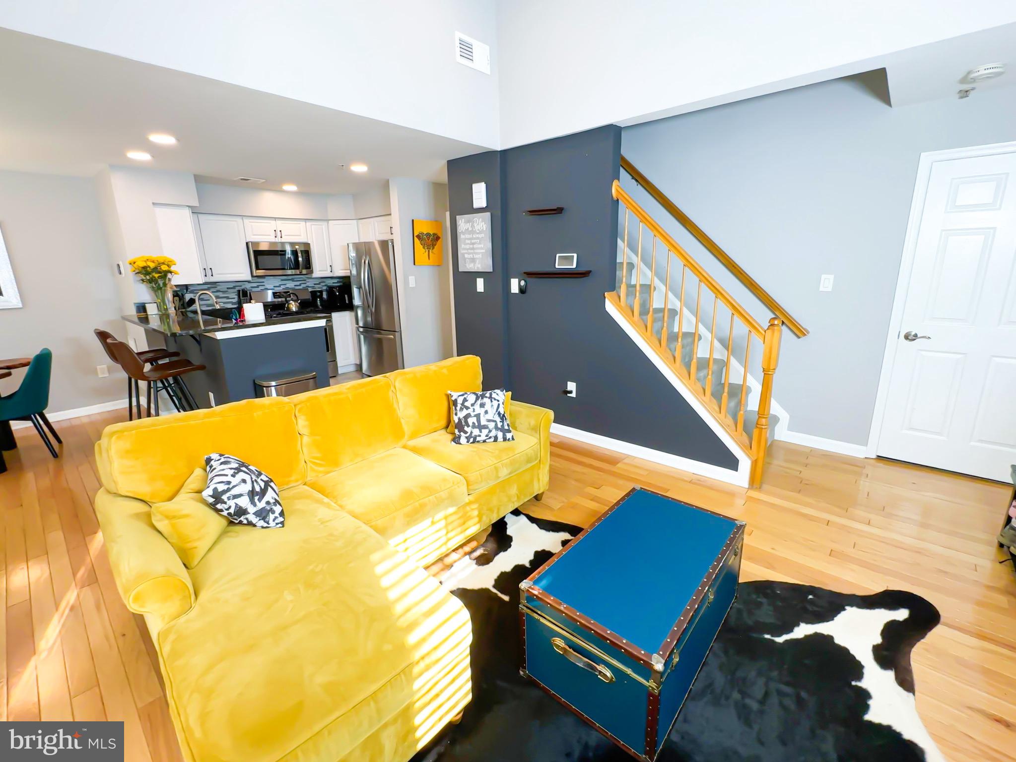 WOODVIEW VILLAGE WEST - Residential Lease