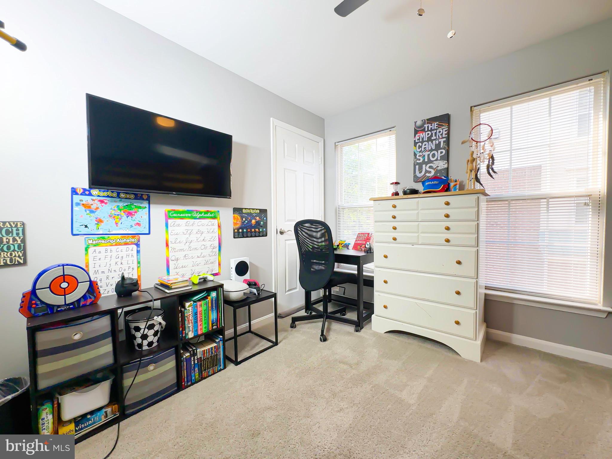 WOODVIEW VILLAGE WEST - Residential Lease