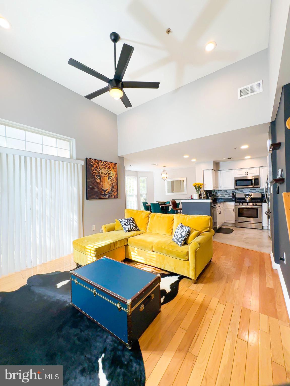 WOODVIEW VILLAGE WEST - Residential Lease