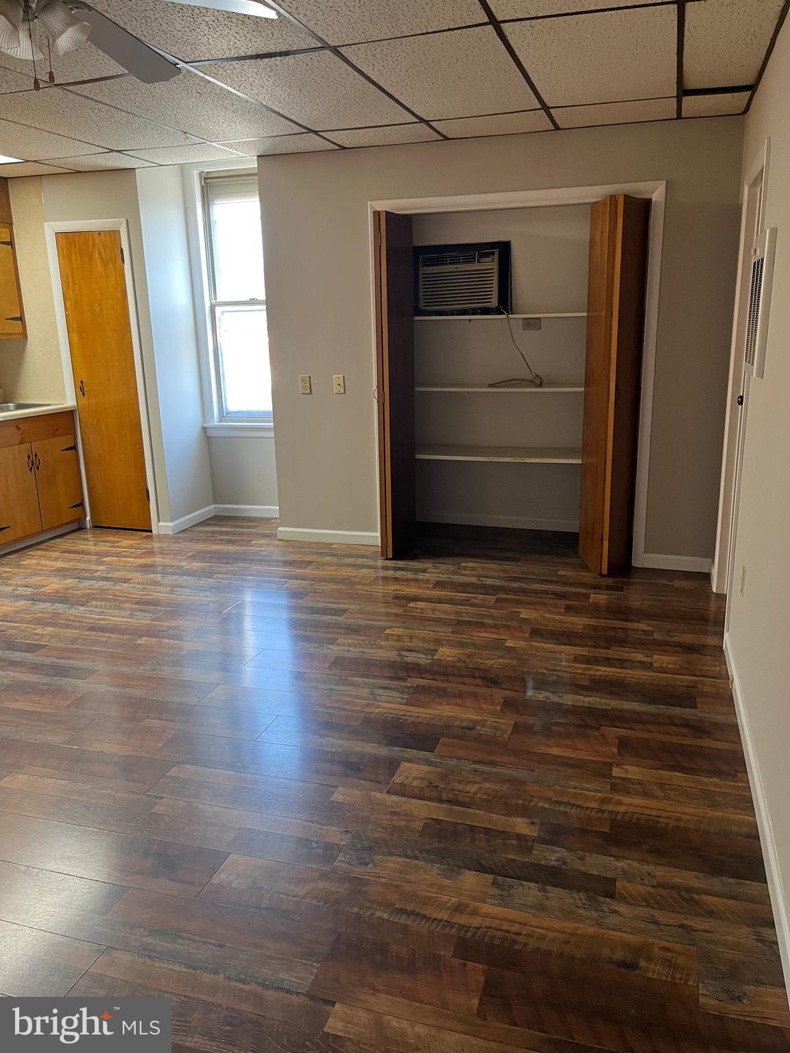 101 N CENTRE AVENUE 7