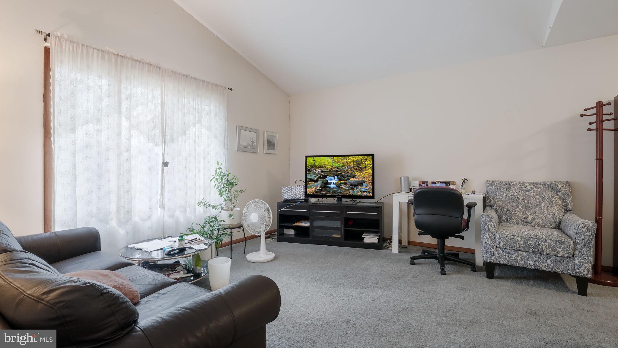 HOLMESBURG - Residential