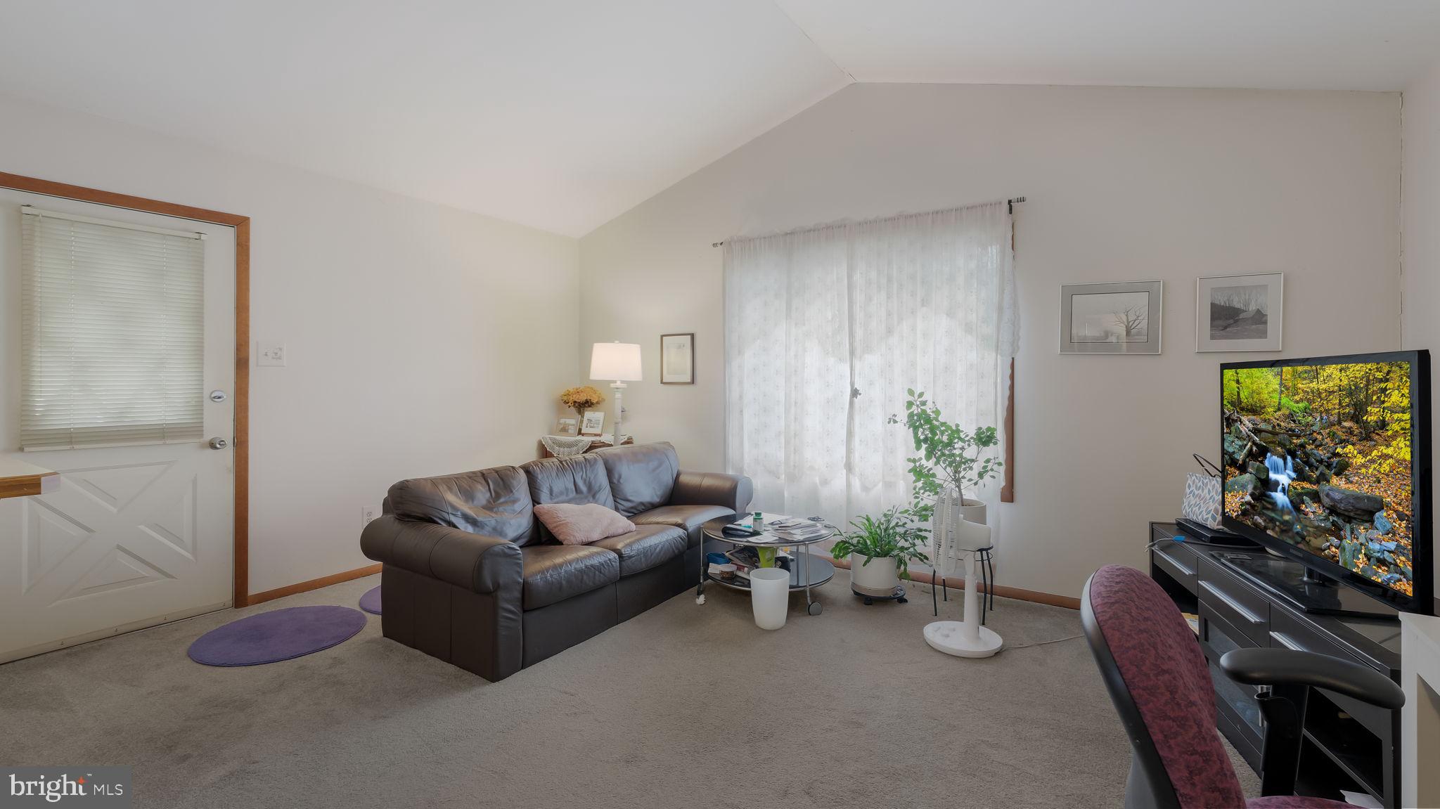 HOLMESBURG - Residential