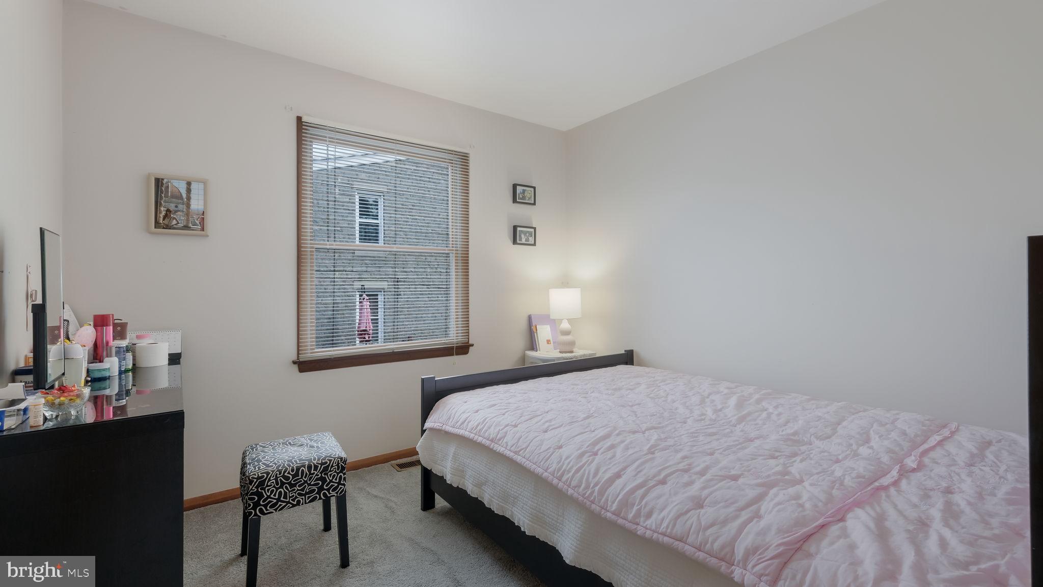 HOLMESBURG - Residential