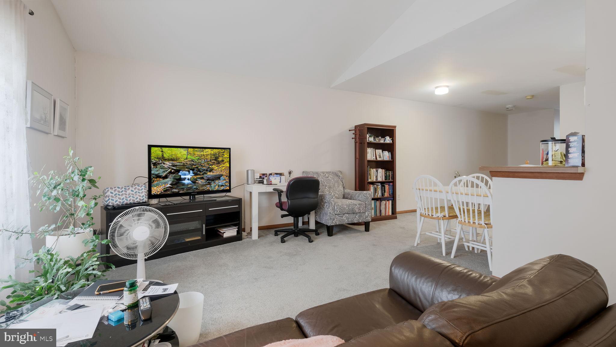 HOLMESBURG - Residential