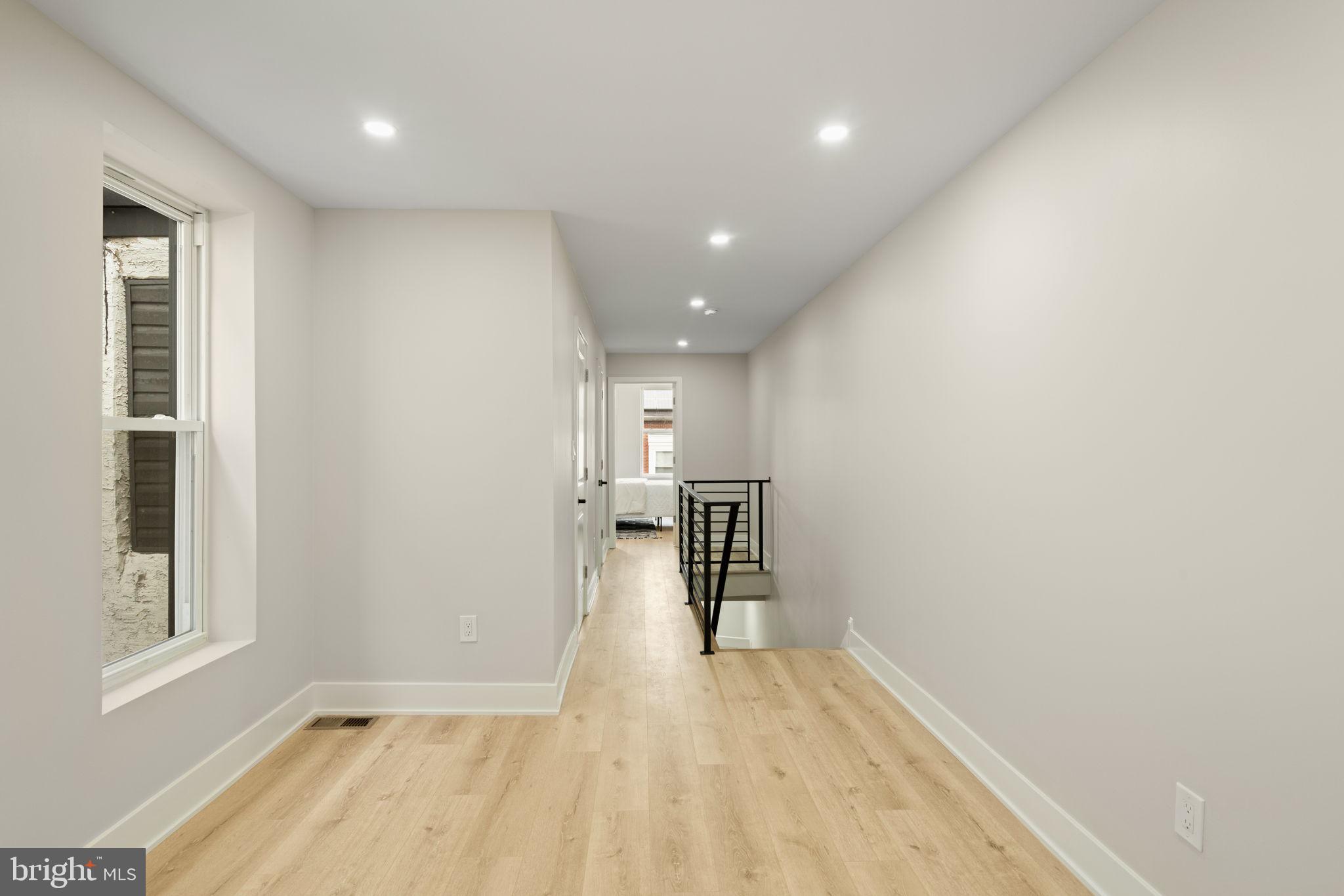 MANTUA - Residential