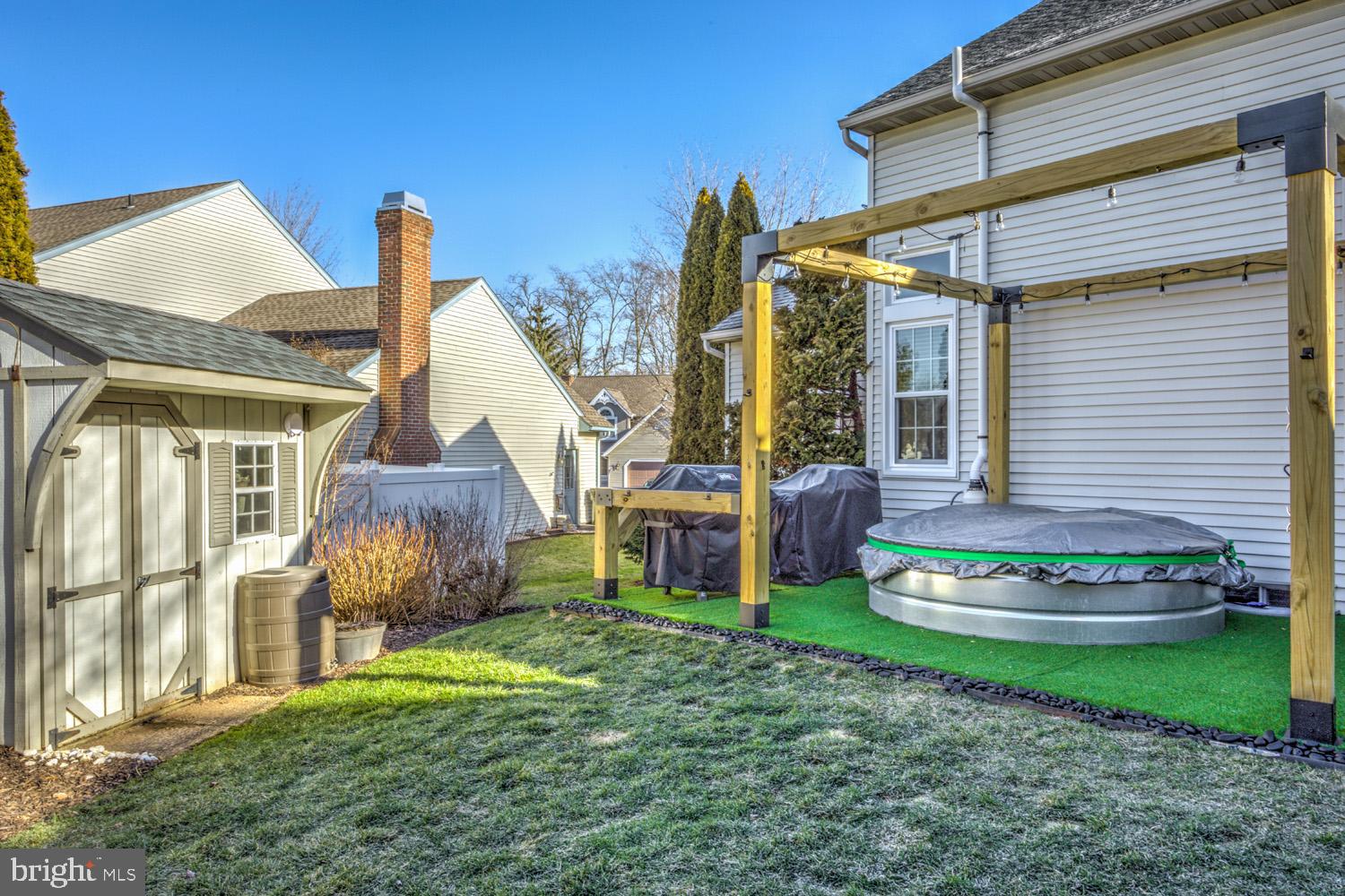 RIDGEVIEW ESTATES - Residential