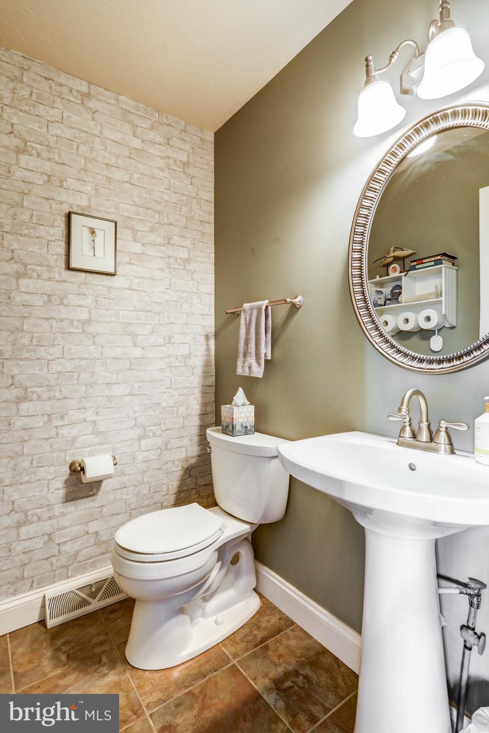 RIDGEVIEW ESTATES - Residential