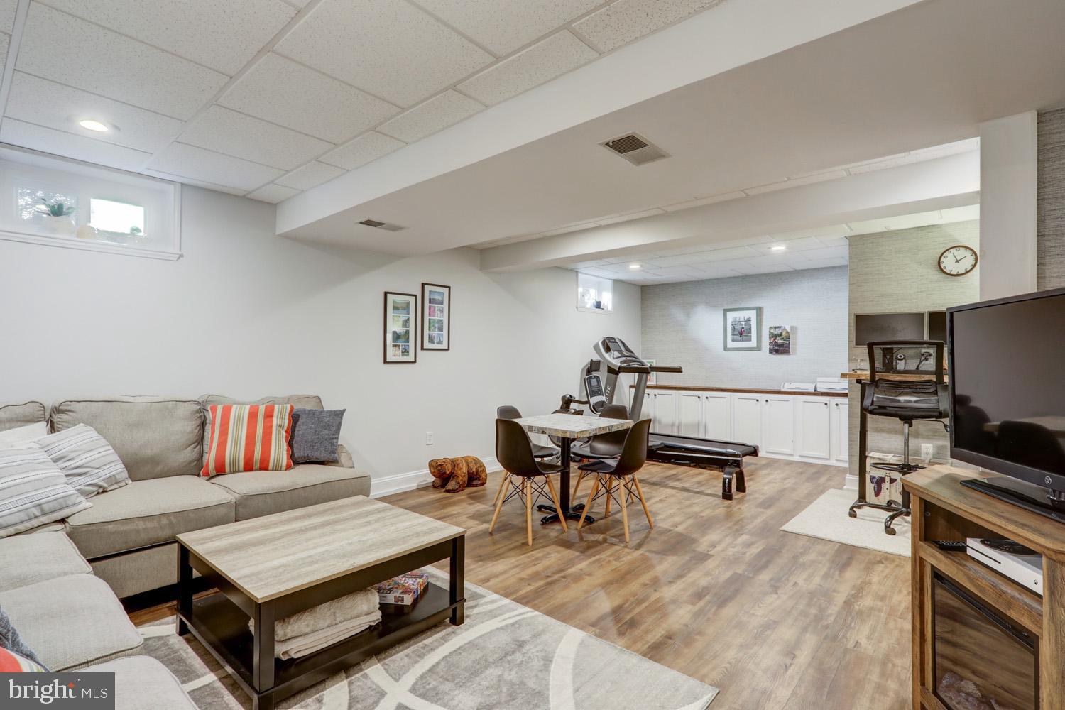 RIDGEVIEW ESTATES - Residential