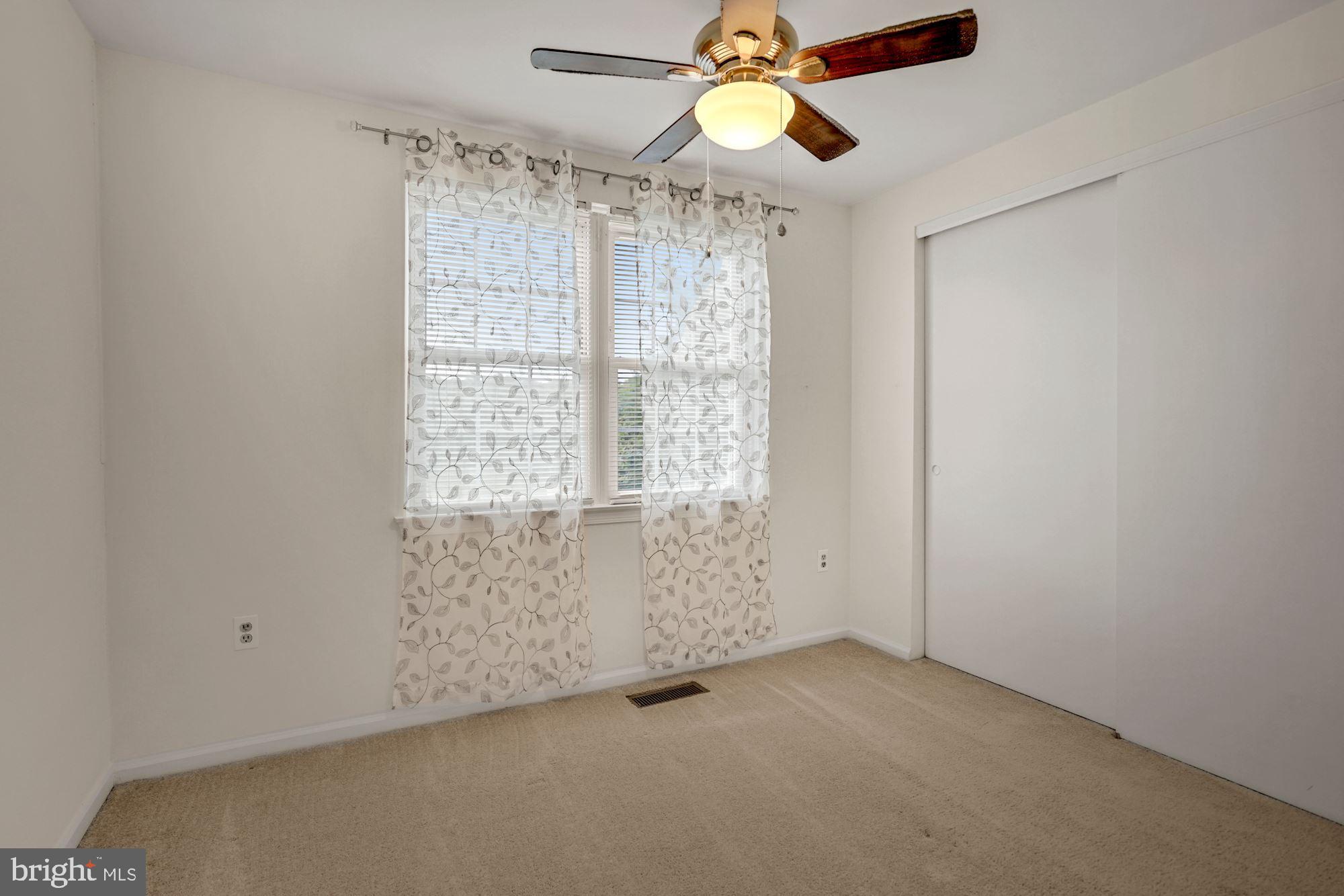 COUNTRYSIDE - Residential Lease