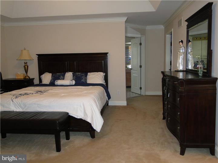 VALLEY FORGE WOODS - Residential