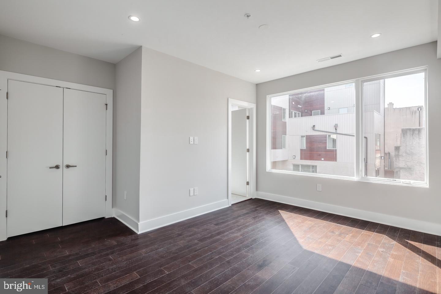 BELLA VISTA - Residential