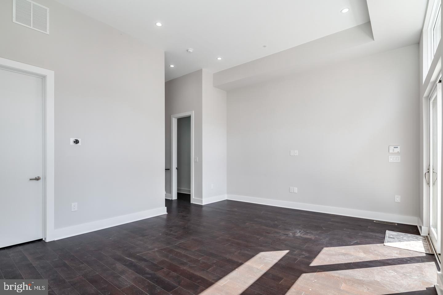 BELLA VISTA - Residential