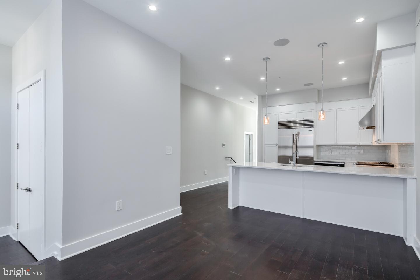 BELLA VISTA - Residential