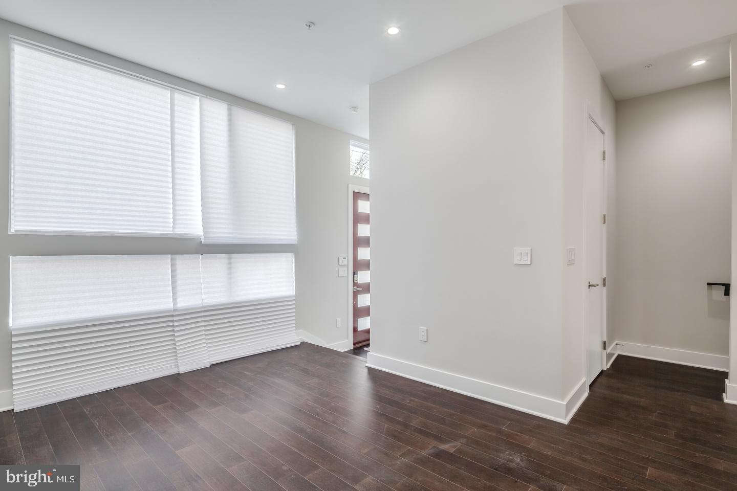 BELLA VISTA - Residential