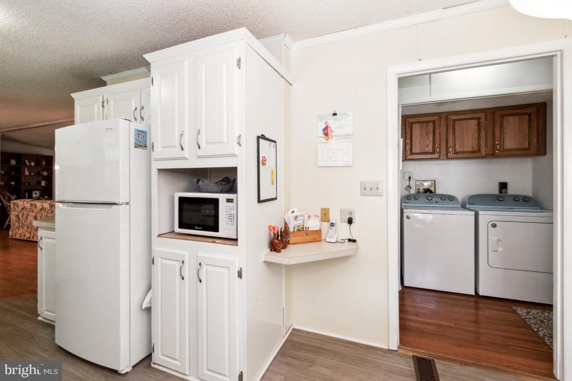 HILLANDALE HOMES - Residential