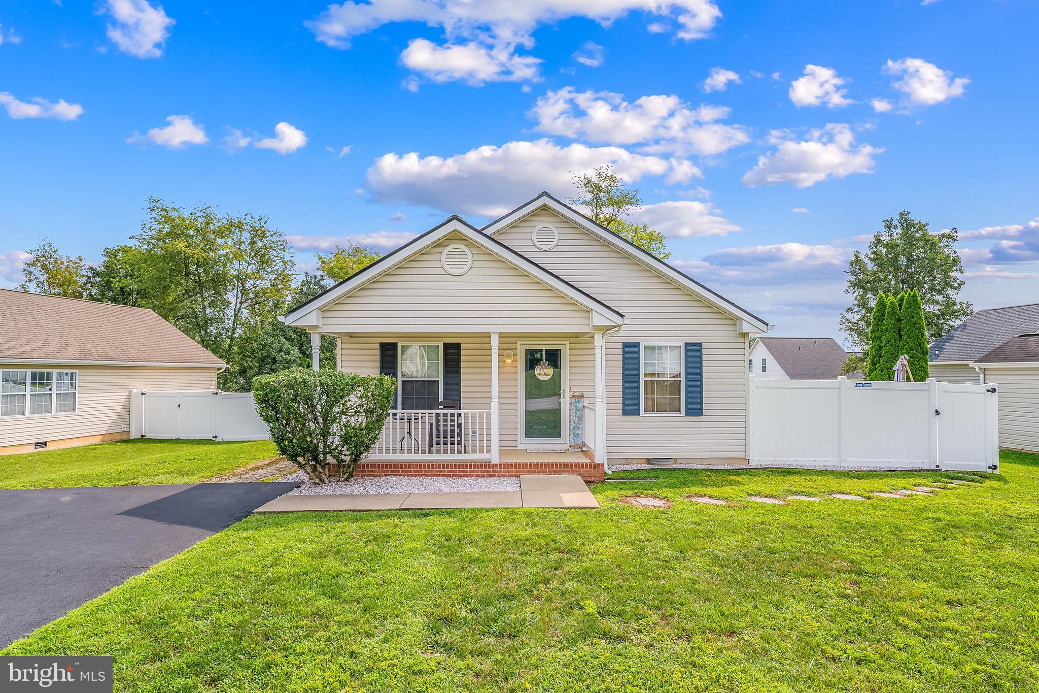 606 ARTISAN WAY - Photo 3