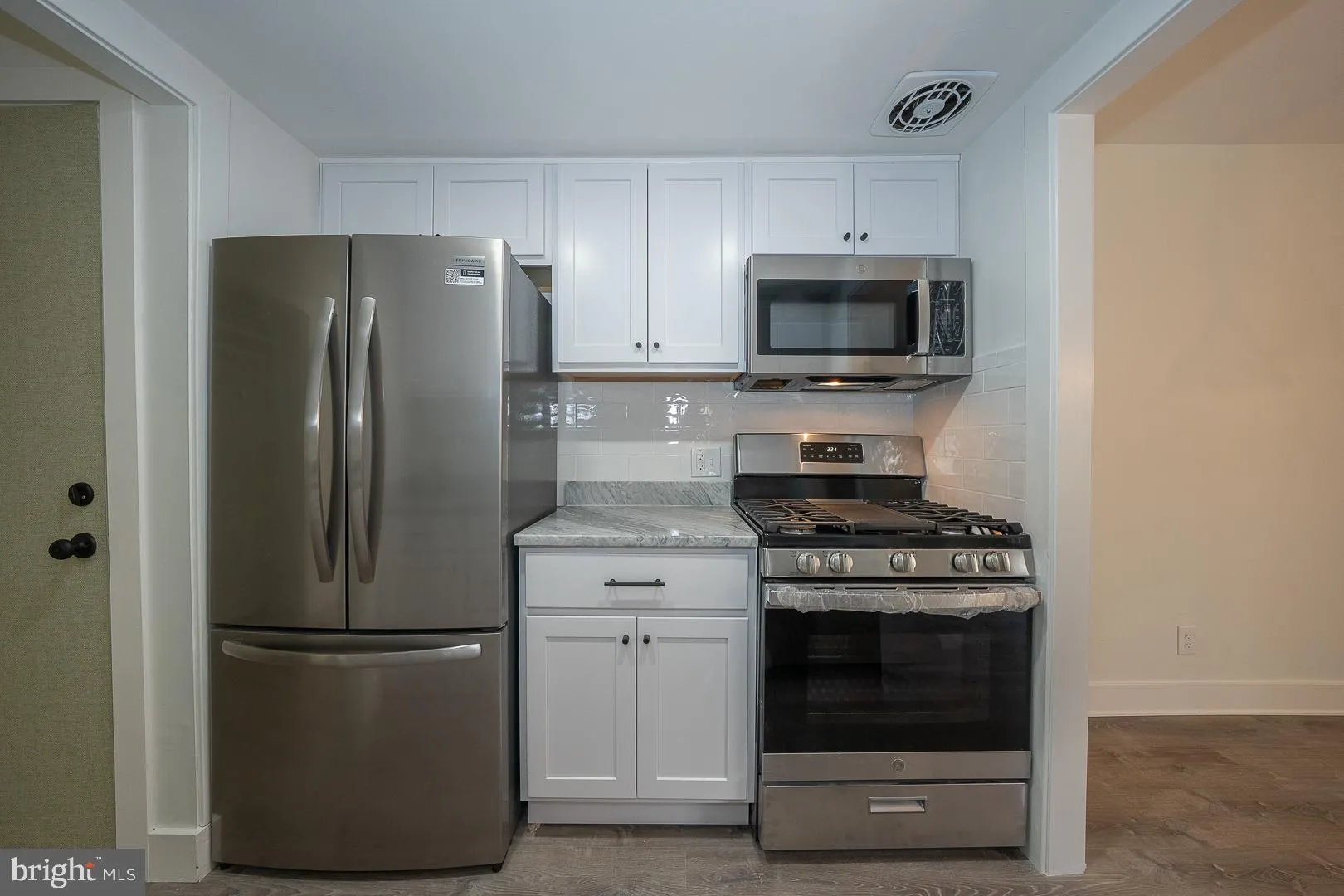 Wayne, Pennsylvania 19087, United States, 1 Bedroom Bedrooms, ,1 BathroomBathrooms,Residential,Contingent,78476