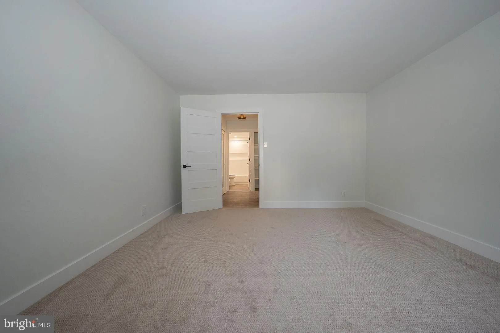 Wayne, Pennsylvania 19087, United States, 1 Bedroom Bedrooms, ,1 BathroomBathrooms,Residential,Contingent,78476