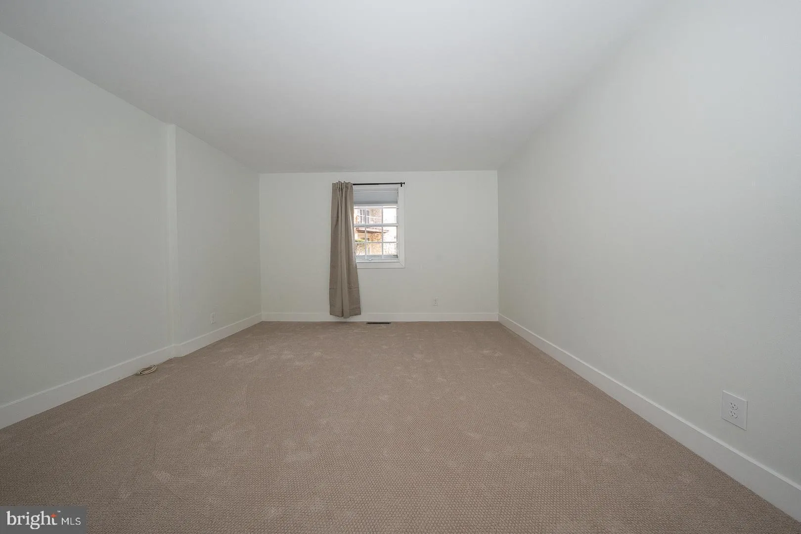 Wayne, Pennsylvania 19087, United States, 1 Bedroom Bedrooms, ,1 BathroomBathrooms,Residential,Contingent,78476