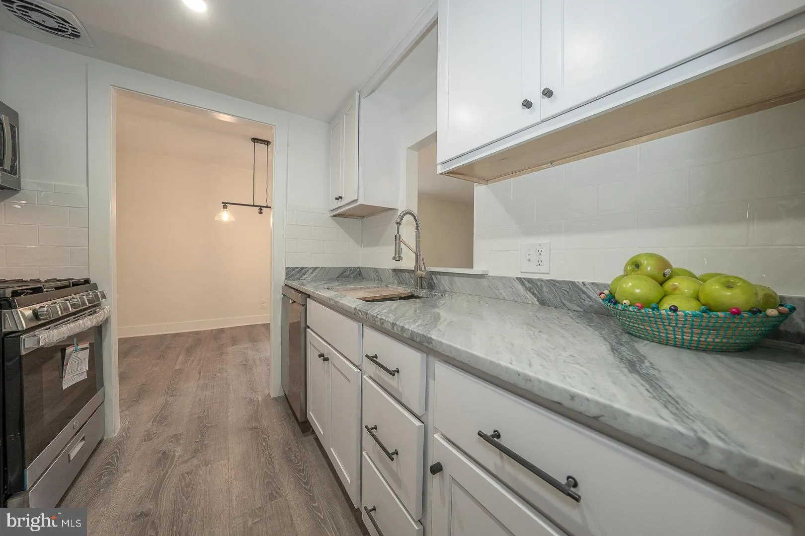 Wayne, Pennsylvania 19087, United States, 1 Bedroom Bedrooms, ,1 BathroomBathrooms,Residential,Contingent,78476