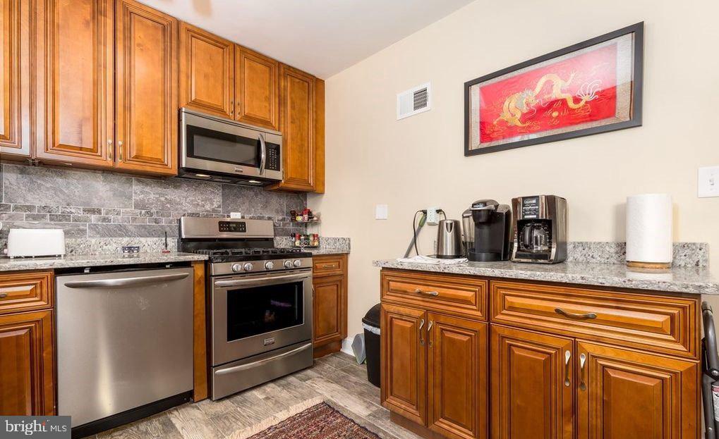 MOUNT RAINIER - Residential Lease