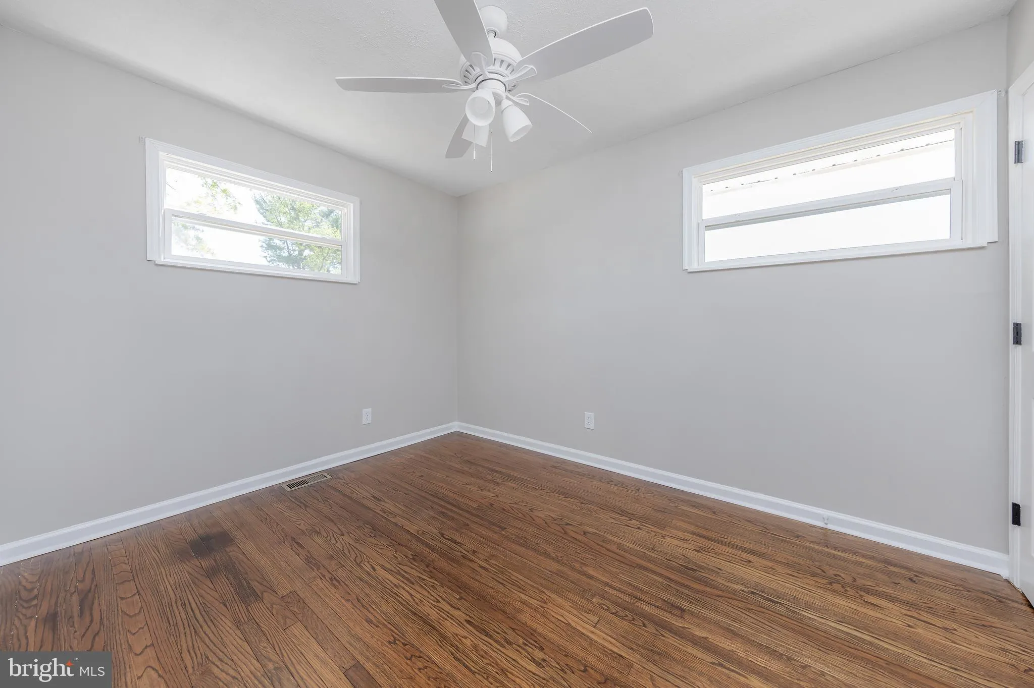 Mantua, New Jersey 08051, United States, 3 Bedrooms Bedrooms, ,2 BathroomsBathrooms,Residential,Pending,119555