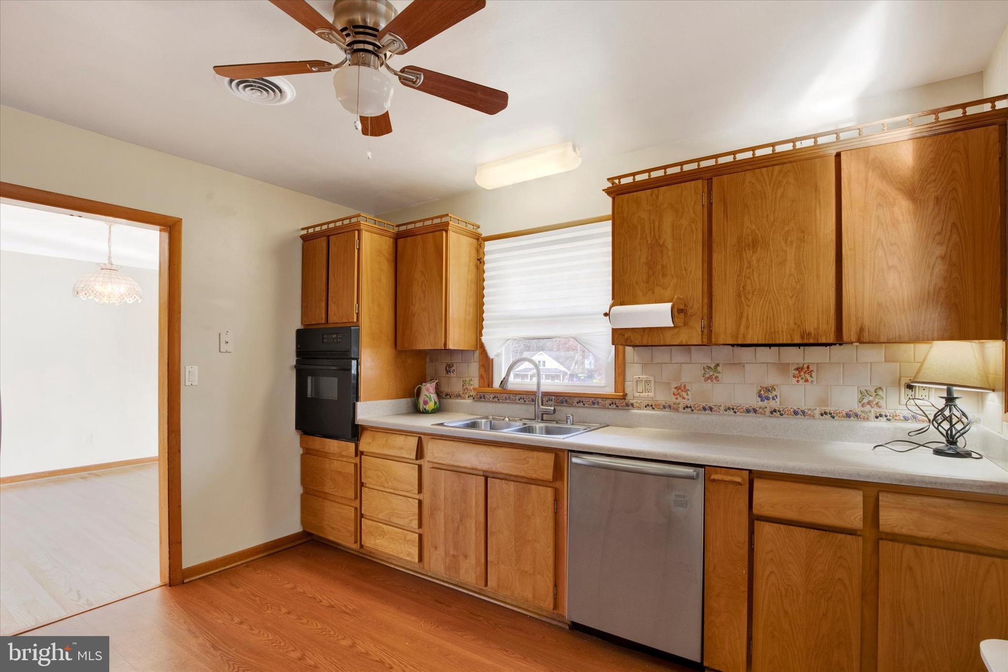 1610 S TOLLGATE ROAD