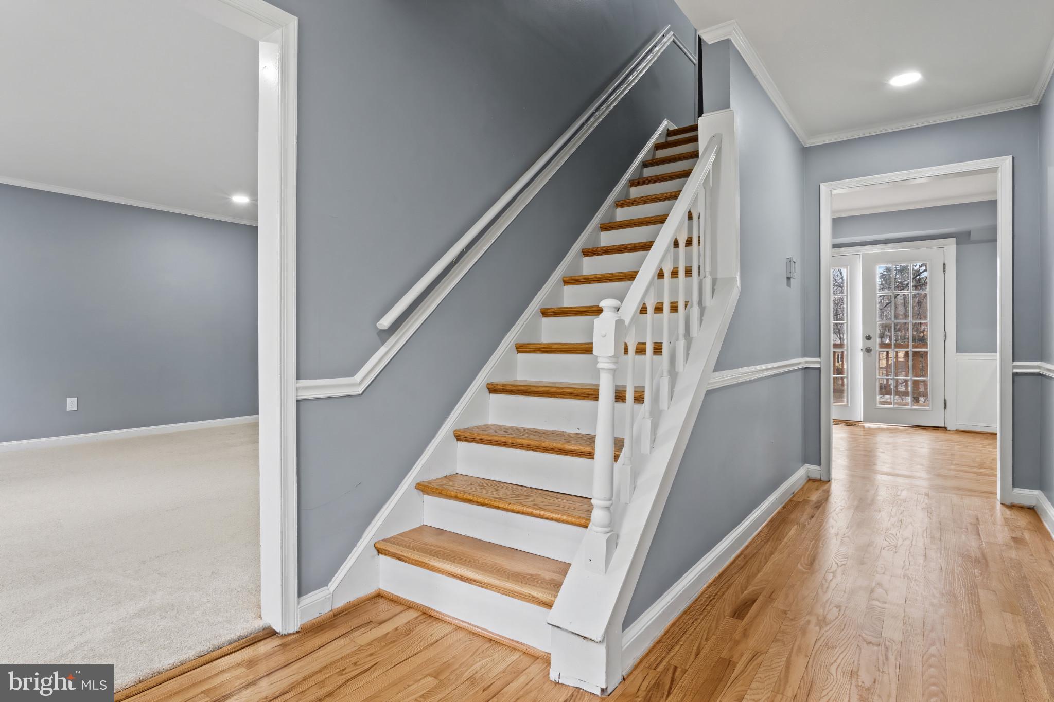 16048 FAIRWAY DRIVE