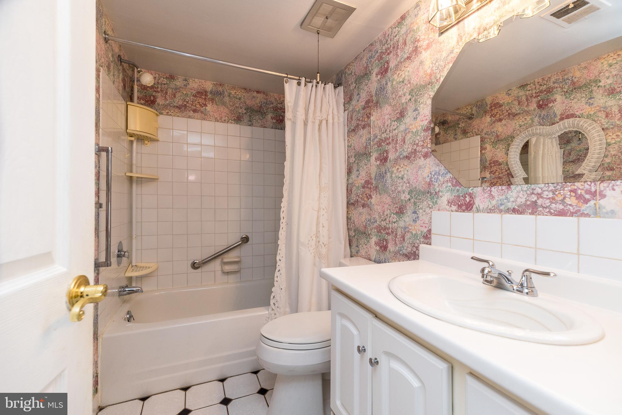 MEADOWS AT LOWER GWYNNED - Residential