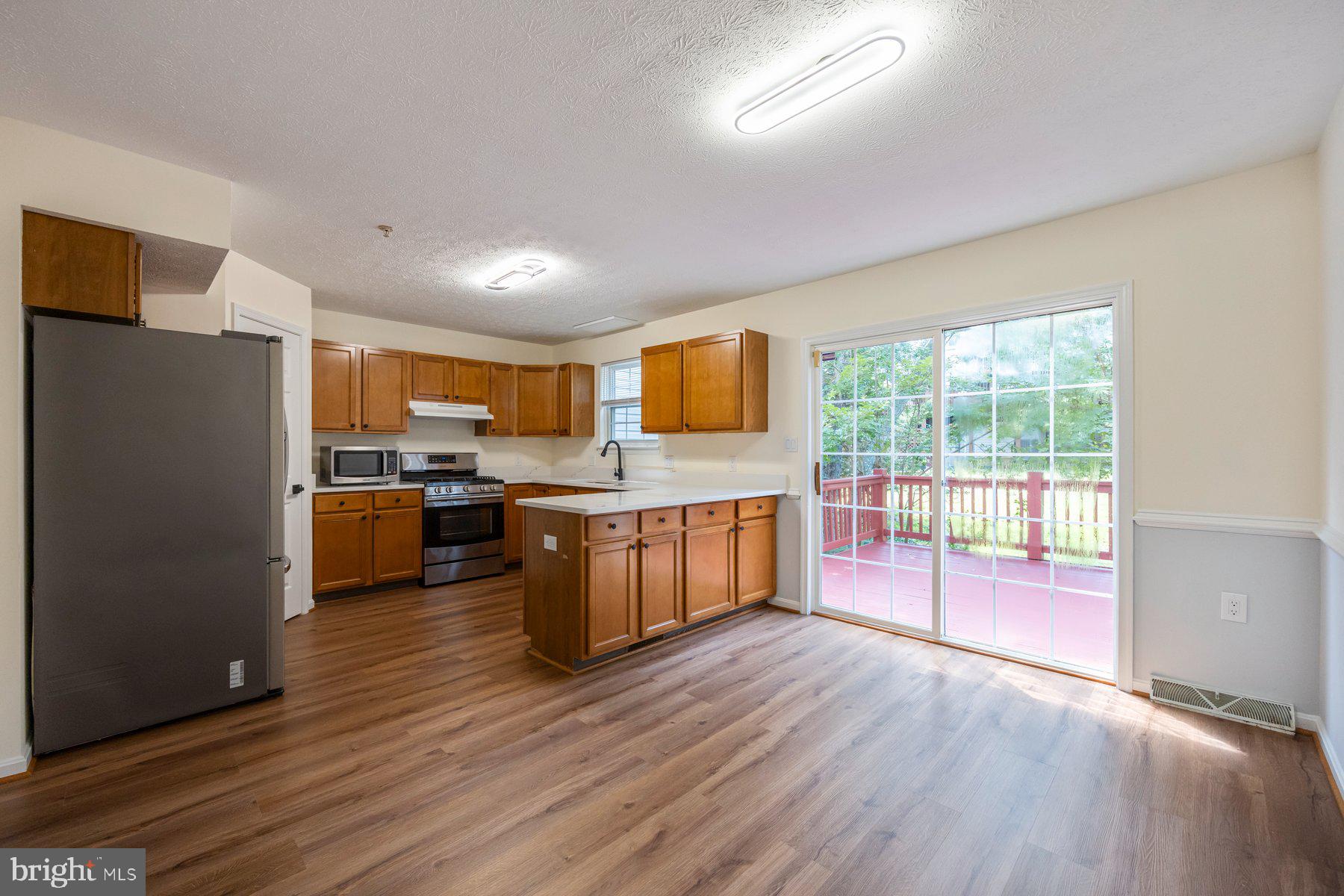 COLLEGE - Residential