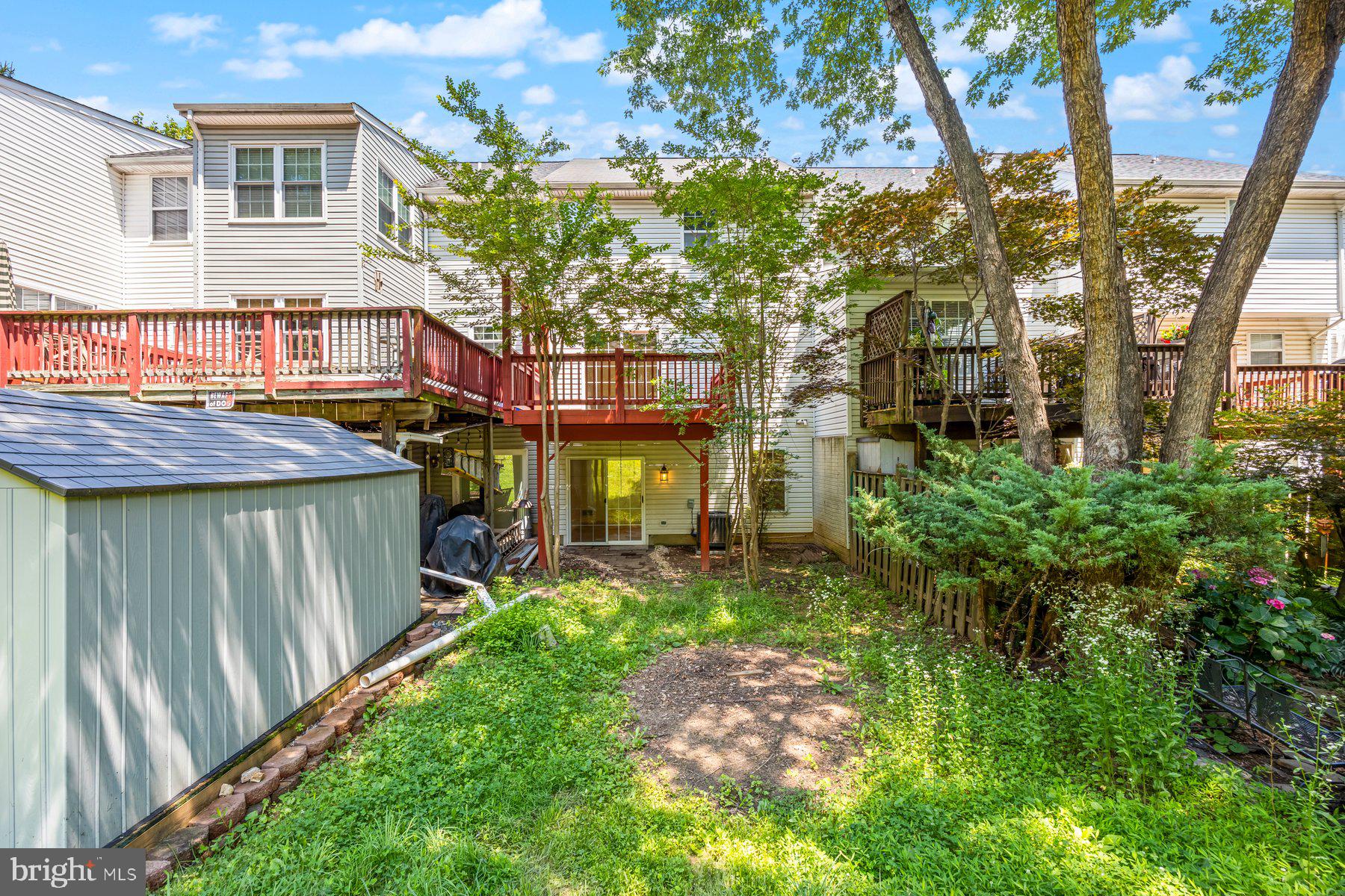 COLLEGE - Residential