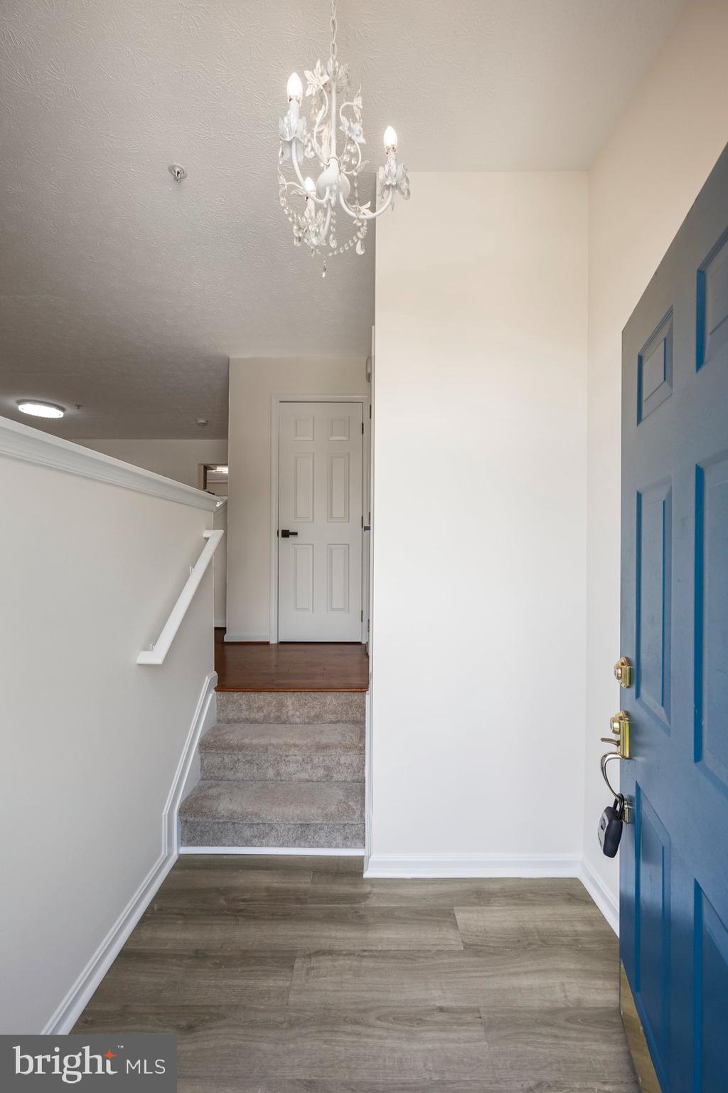 COLLEGE - Residential