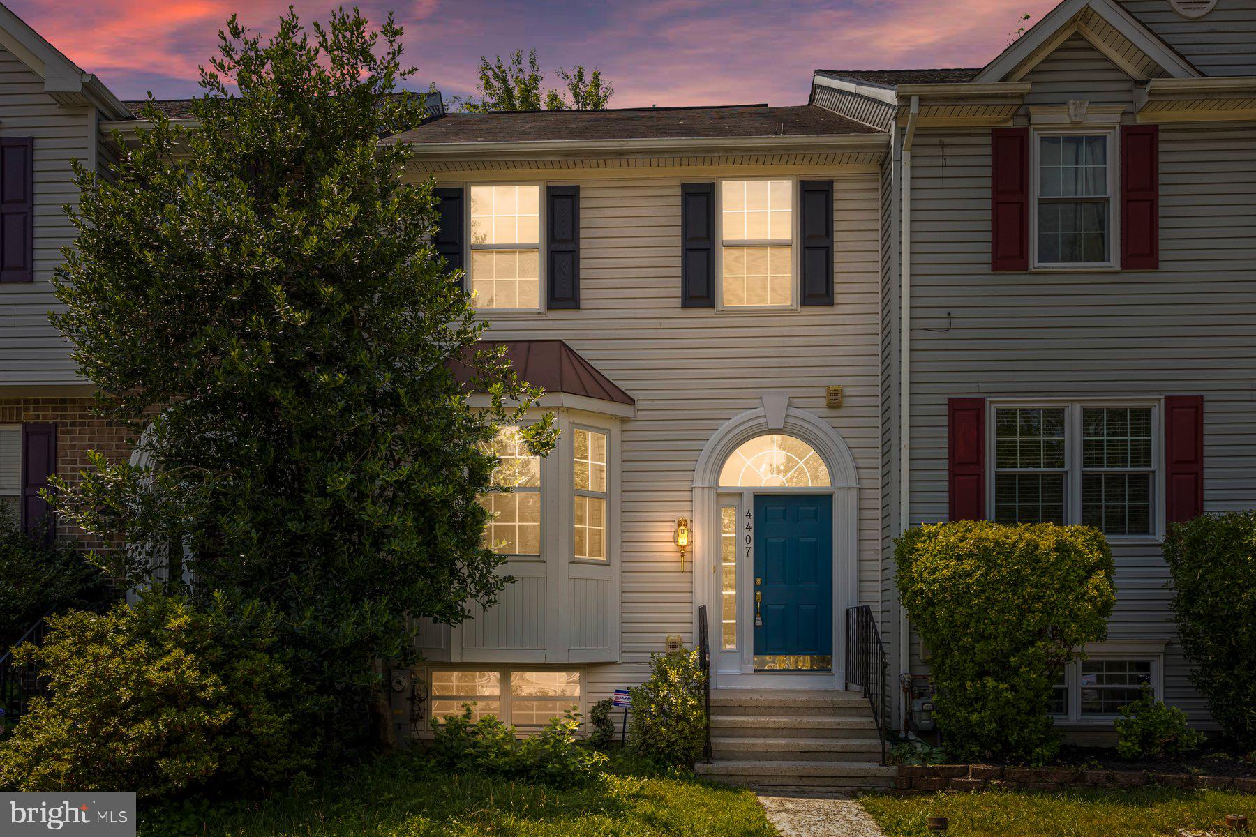 COLLEGE - Residential