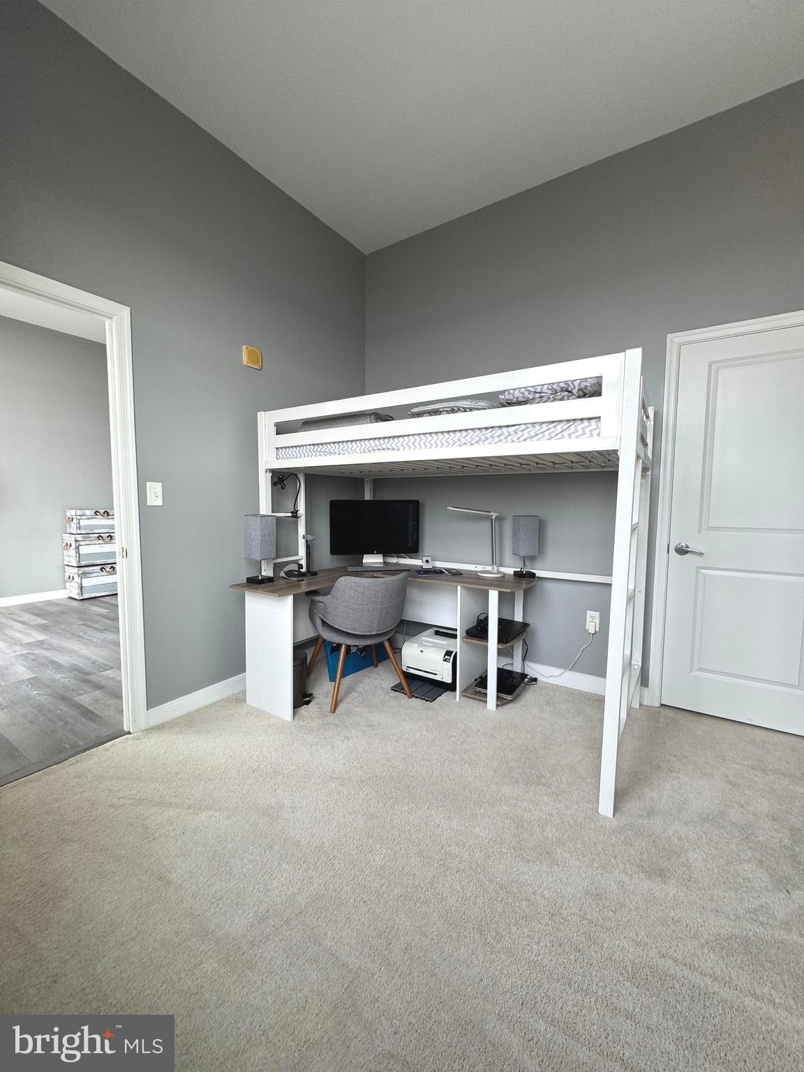 NATIONAL HARBOR - Residential Lease