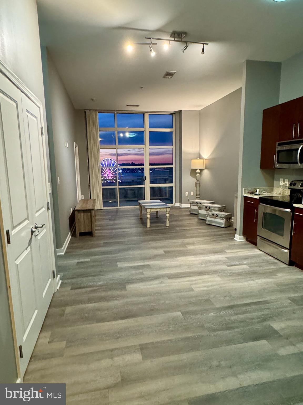 NATIONAL HARBOR - Residential Lease