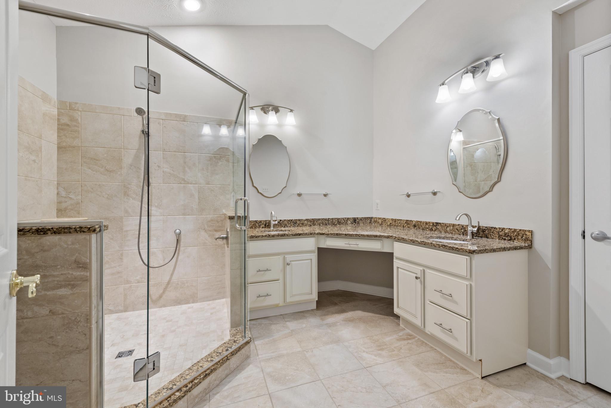 HOPKINS - Residential