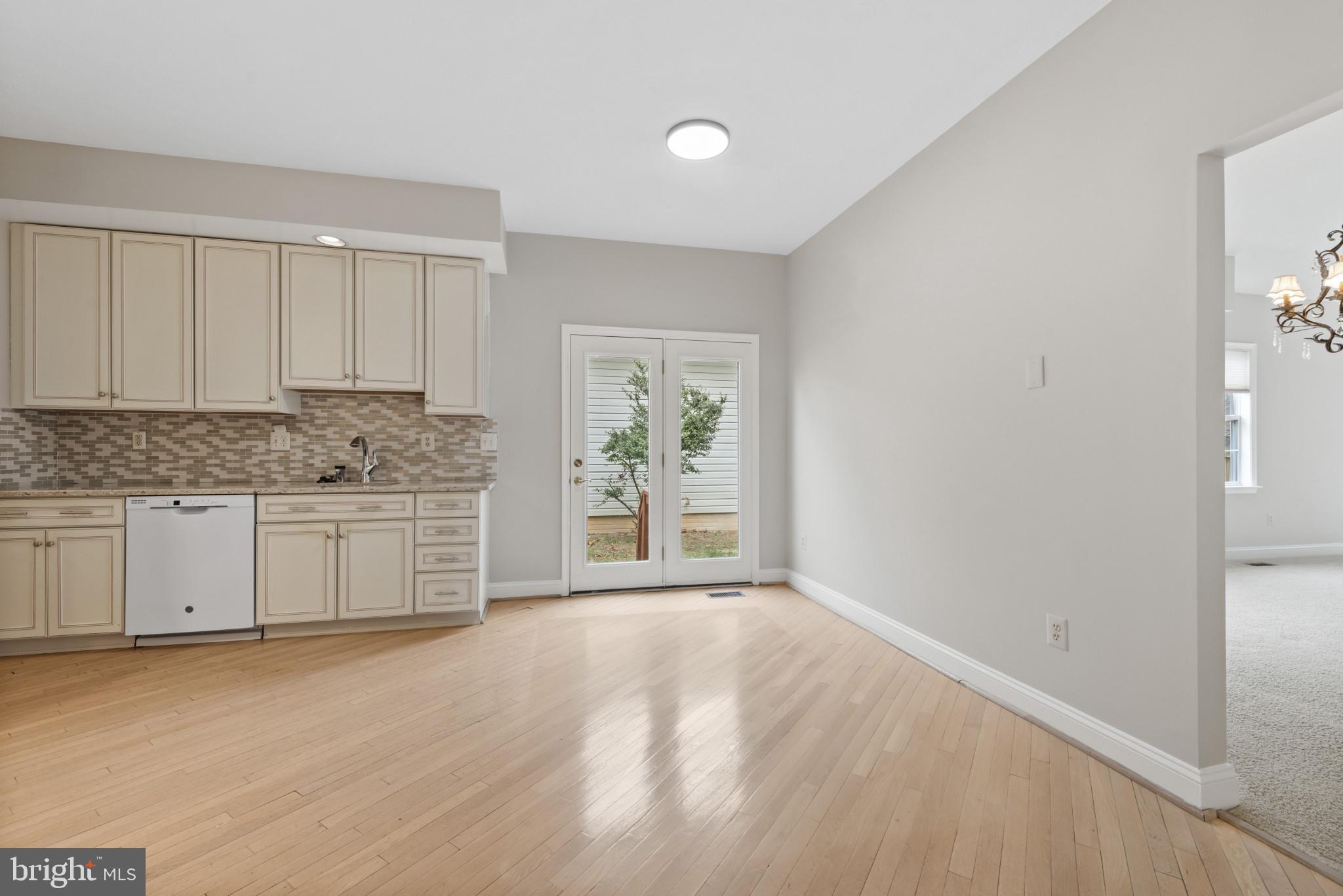 HOPKINS - Residential