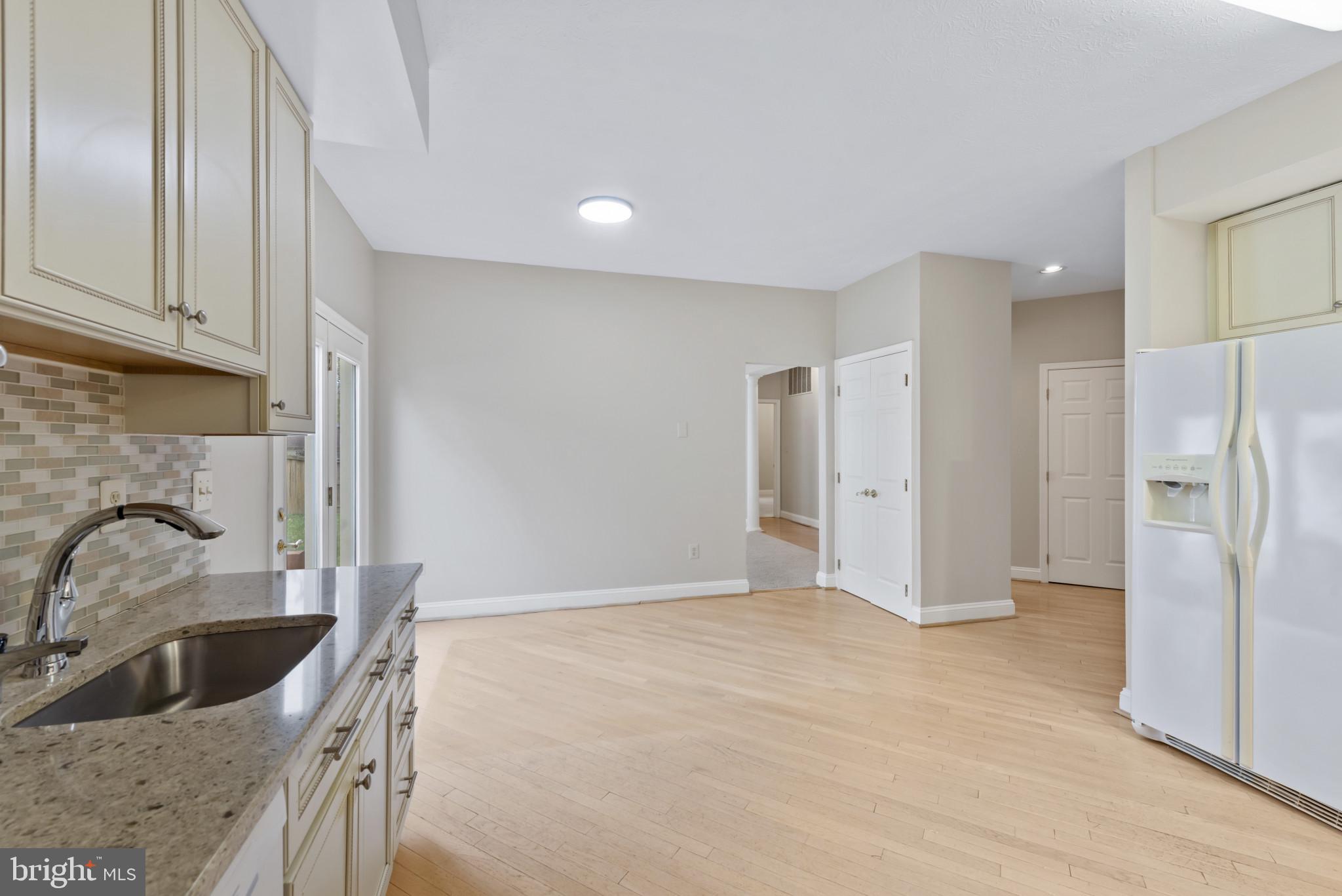 HOPKINS - Residential