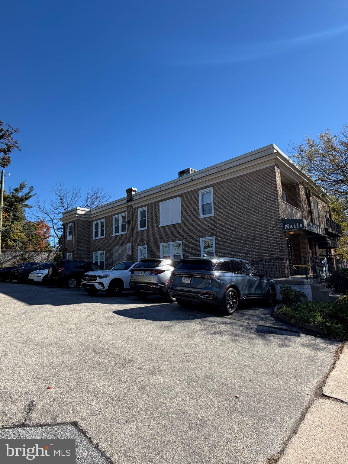 46 HAVERFORD STATION ROAD 23