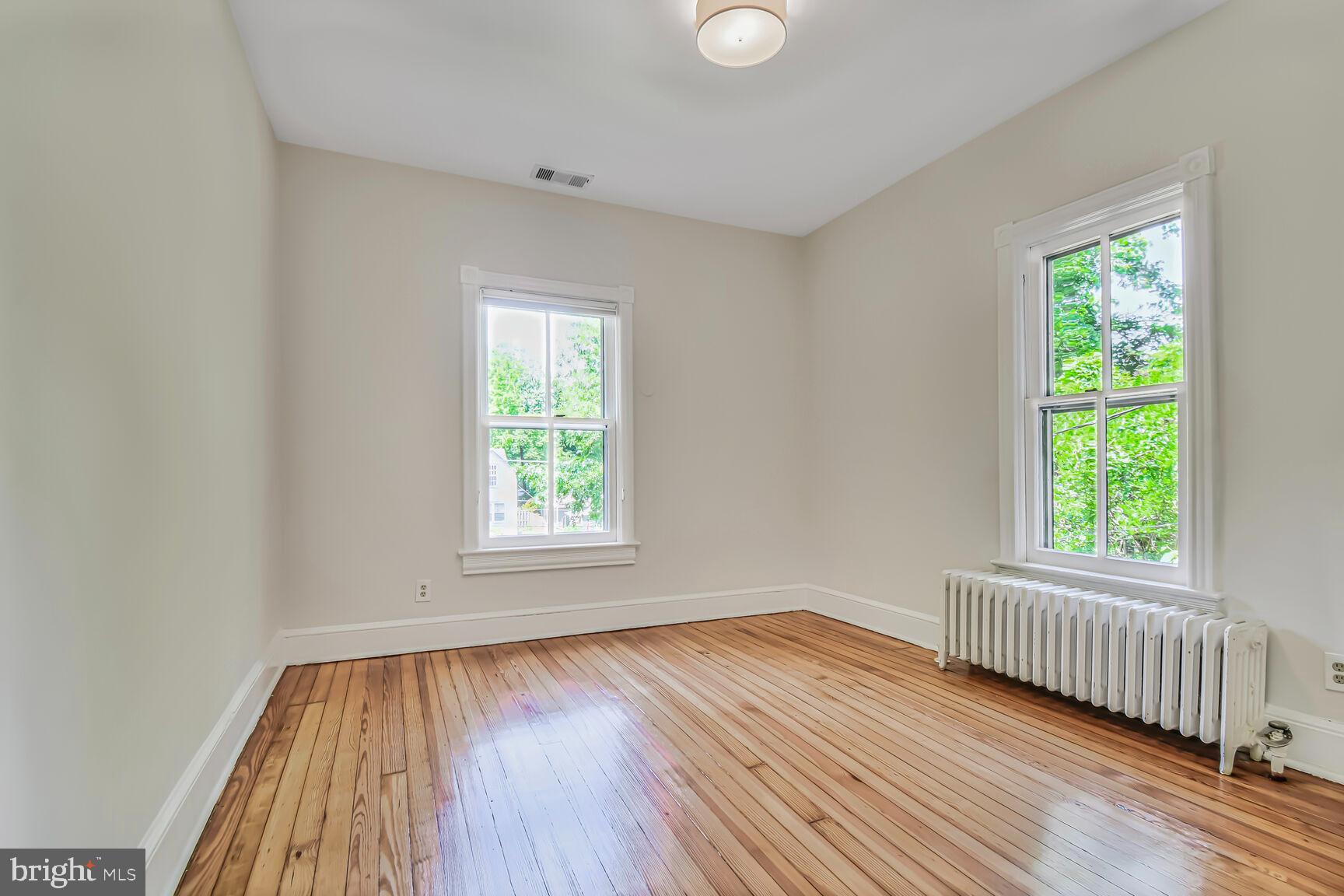 TAKOMA PARK - Residential