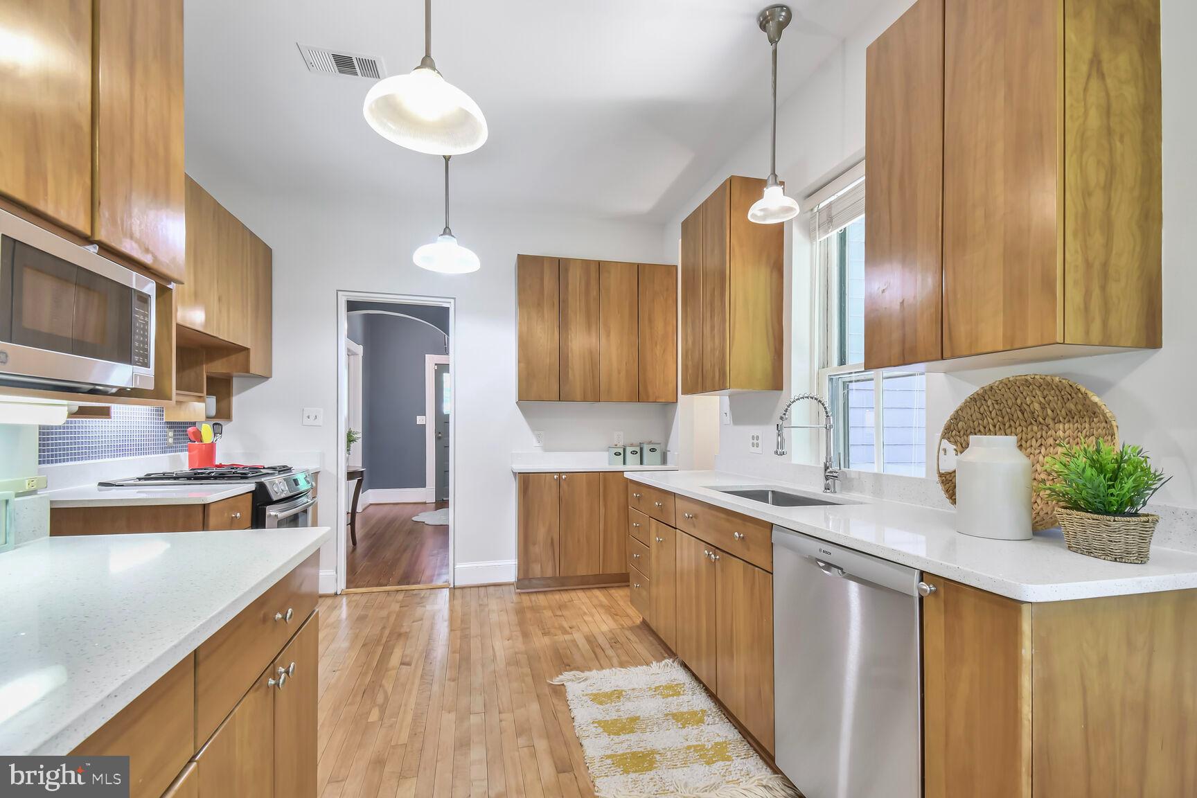 TAKOMA PARK - Residential