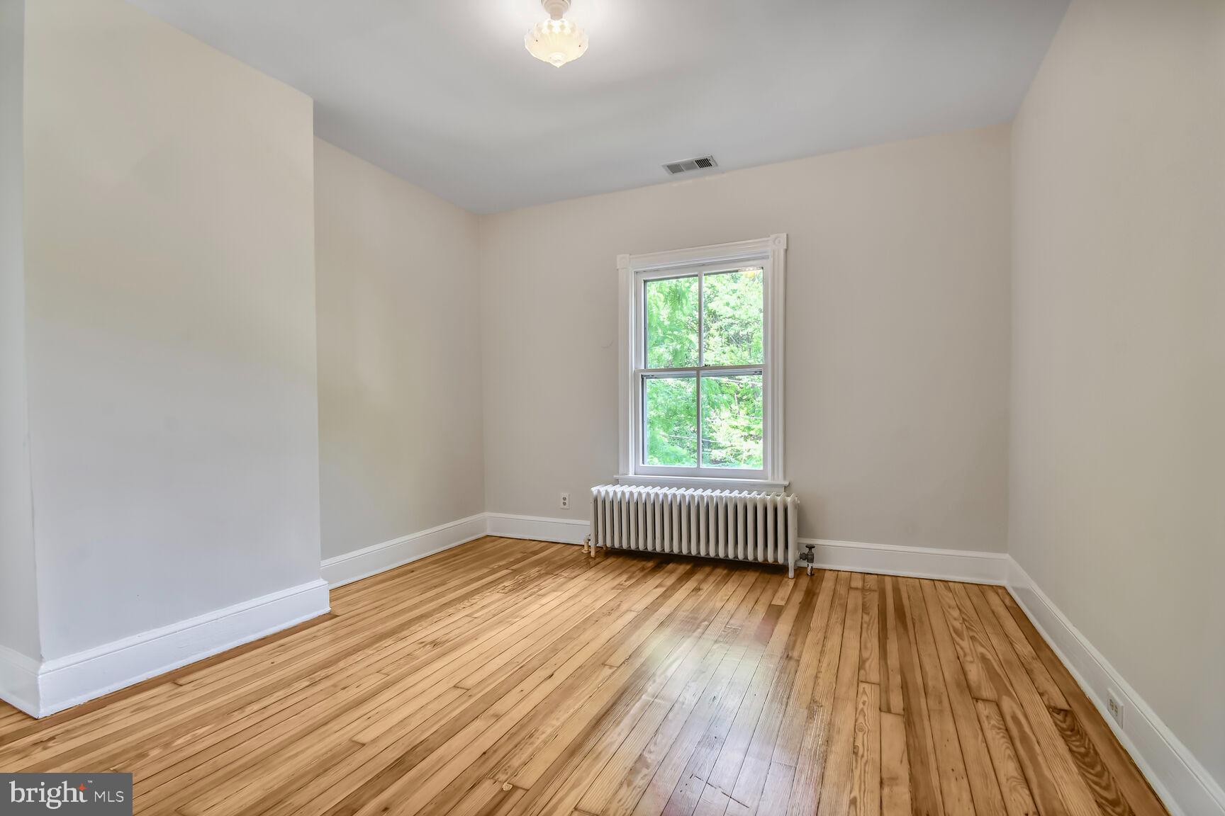 TAKOMA PARK - Residential