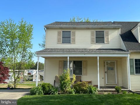 Photo of 212 CONOY AVE, ELIZABETHTOWN, PA 17022 (MLS # PALA2034042)